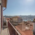 Liiiving In Porto - Ribeira Vintage View