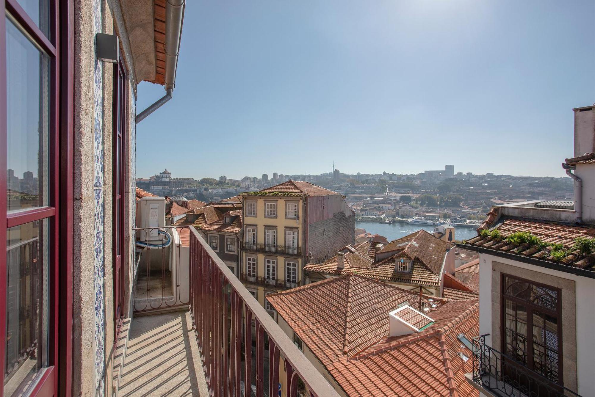 Liiiving In - Ribeira Vintage View Oporto